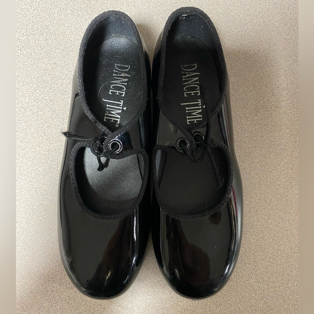 Tap shoes